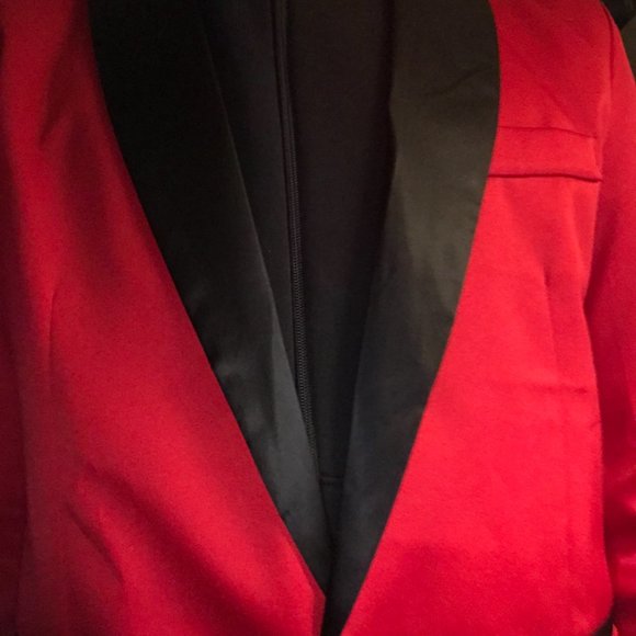 custom red dinner jacket - Picture 6 of 6